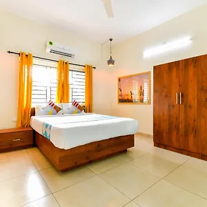 Oyo Home 42026 Classy Stay Iqraa Hospital Guest house